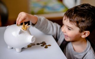 6 Easy Ways to Teach Kids to Count Money