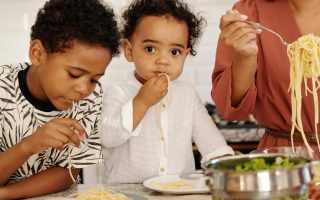Save Money and Feed the Kids With These 7 Lunch Ideas for Picky Kids