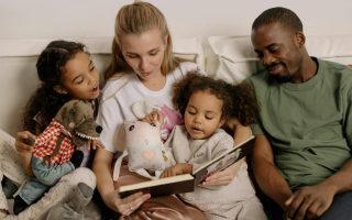 These 5 Books Will Help You With Effective Communication With Your Kids