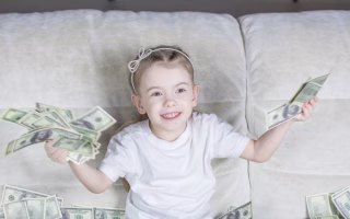 teaching kids financial responsibility through hands-on learning and everyday money habits.