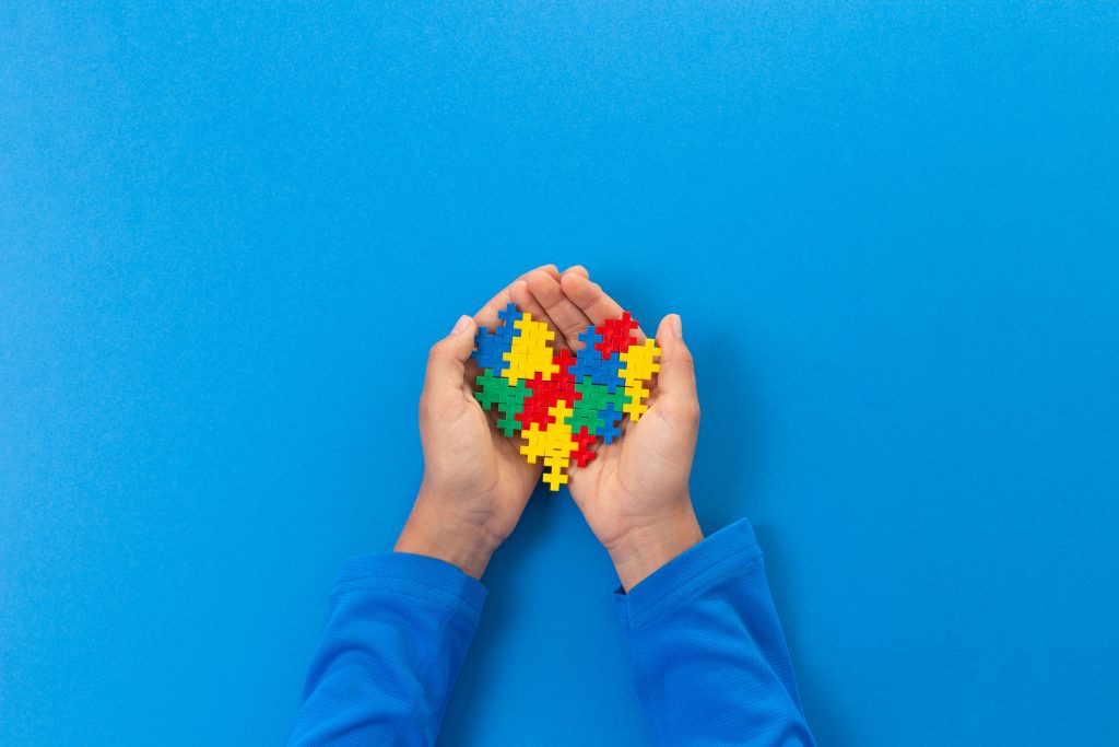 7 Warning Signs Your Child Might Be Autistic