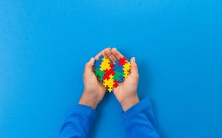 7 Warning Signs Your Child Might Be Autistic
