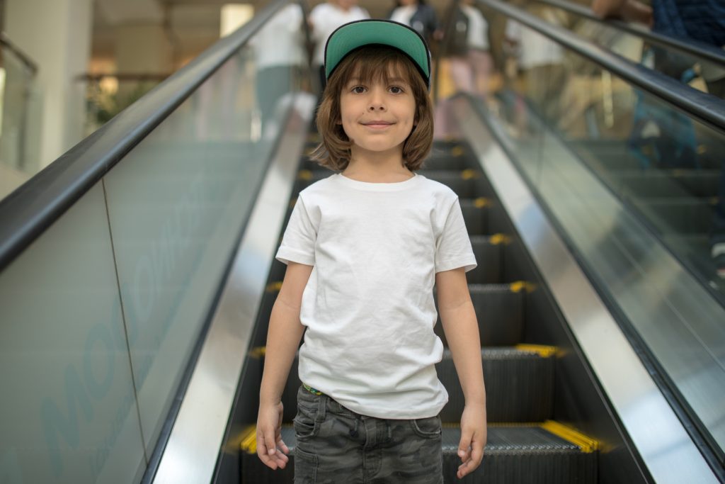 10 Places Your Kids Shouldnt Be Left Alone Even If They Beg You To