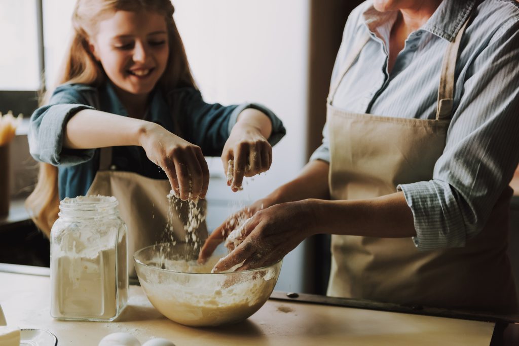 Cooking Skills Every Child Should Learn By Age 10