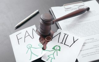9 Awful Reasons That Mothers Lose Custody Battles