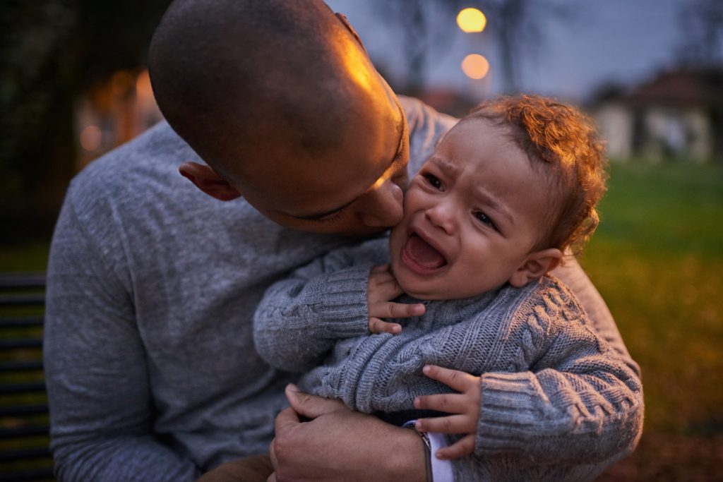 10 Things Parents Should NEVER Do During a Public Tantrum