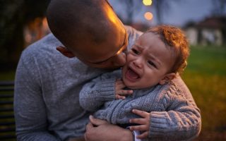 10 Things Parents Should NEVER Do During a Public Tantrum