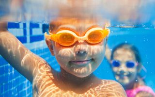 Signs Your Kid Is Ready for Swim Lessons
