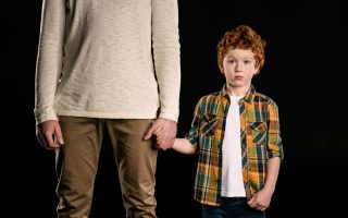9 Bad Habits That Kids Are Picking Up From Their Aunts and Uncles And How to Stop It