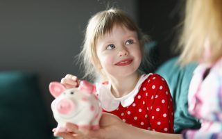 Your Kids First Allowance A Powerful Moment You Shouldnt Waste