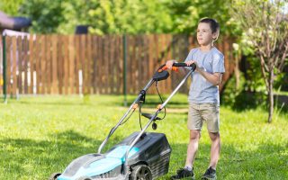 10 Ways to Get Your Child Their First Paying Job This Summer