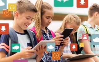 Messaging Spies 8 Privacy Settings on Kids Messaging Apps Tracking