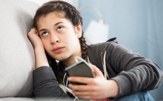 Brain Drain 7 Everyday Habits Hurting Your Childs Brain Development