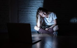 Is Your Child Safe 9 Red Flags That Your Child Is Being Targeted Online
