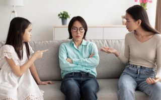 9 Millennial Parenting Trends That Boomers Quietly Judge