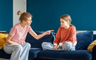 Unlock Better Behavior: 7 Negative Phrases Parents Should Never Use