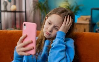 5 Ways Bullying Apps Are Operating Without School Oversight