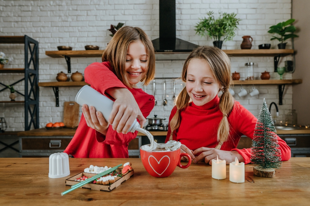 Ways to Make a Simple Hot Chocolate Bar at Home That Would Cost a Fortune Elsewhere