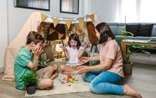 8 Winter Activities That Cost Almost Nothing but Kids Love