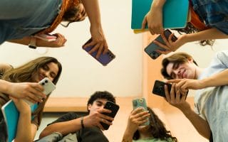 How Your Child's Cell Phone Could Now Ruin Them In School
