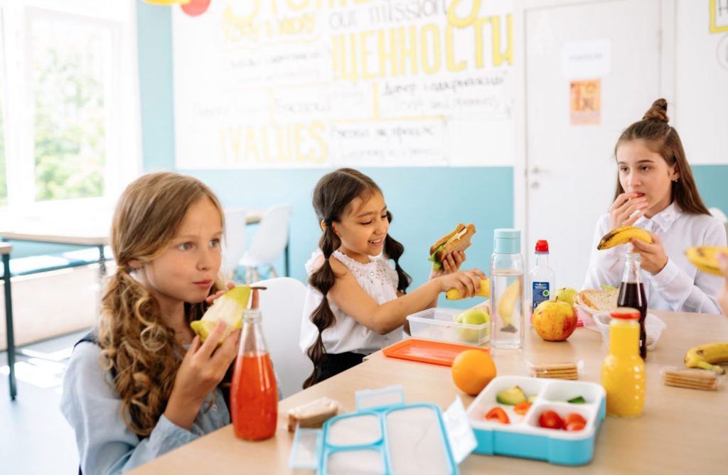 Girls Eating Lunch